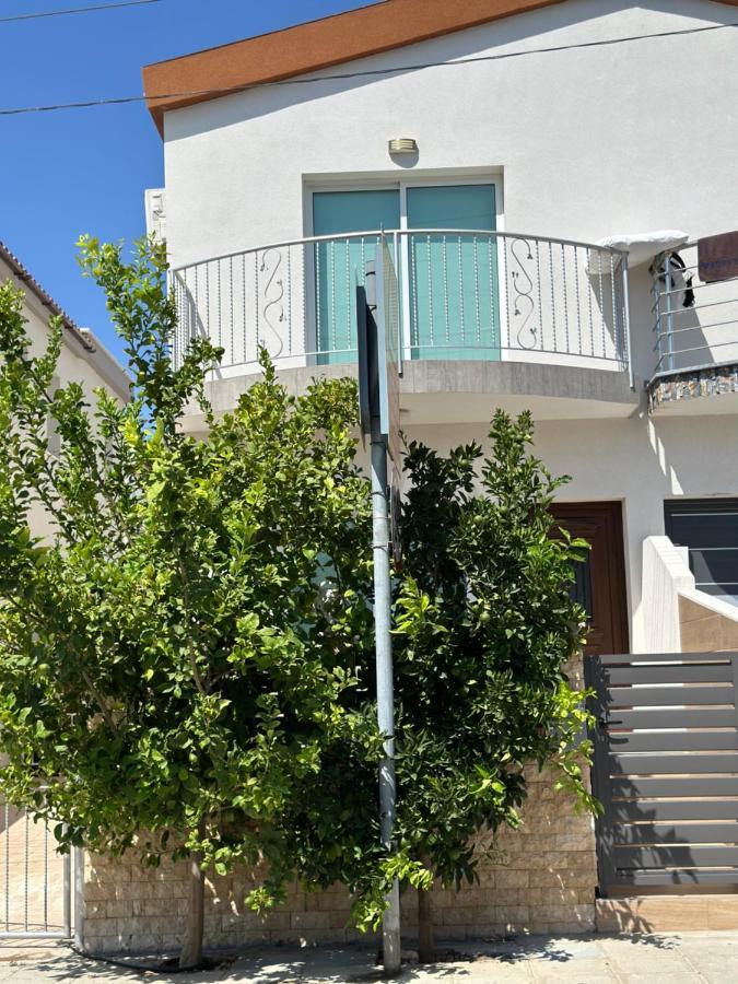 Nanas Vacation House 파포스 외부 사진